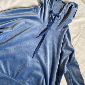 Aerie, size small blue velvet hoodie